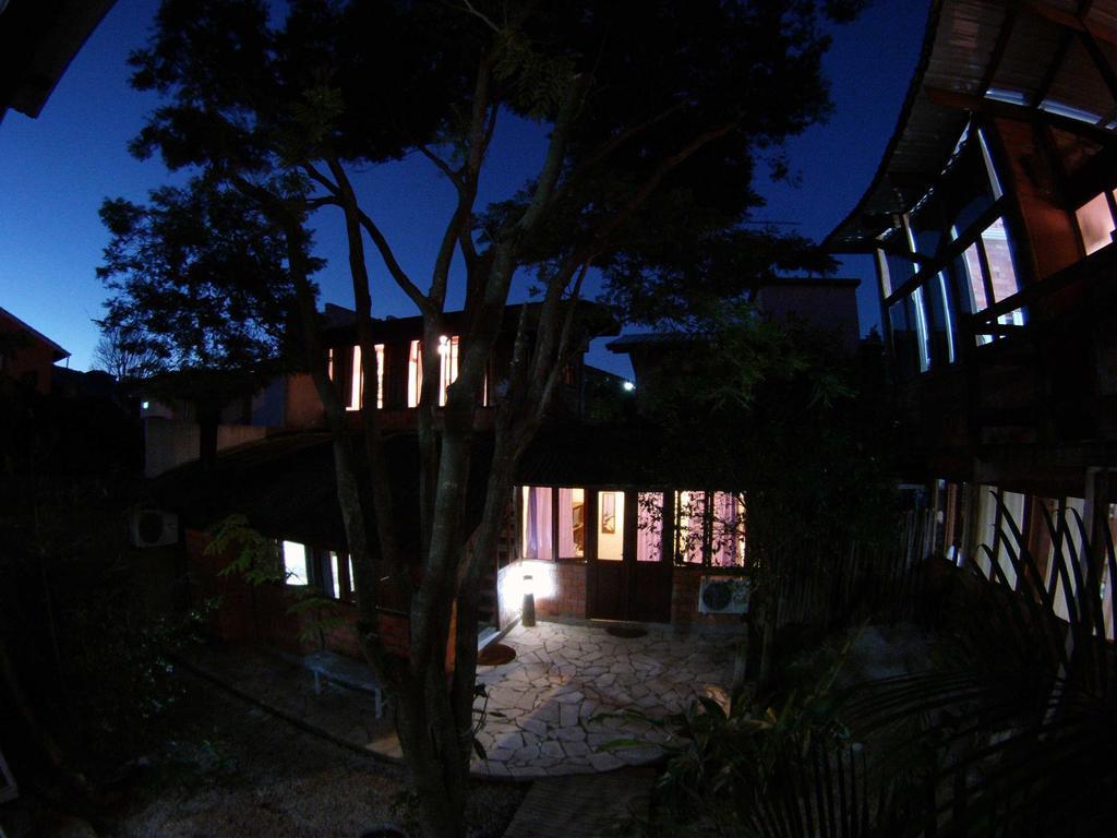 Guest house Caza Floripa 2*
